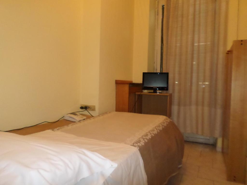Hotel Aurora La Spezia Bagian luar foto